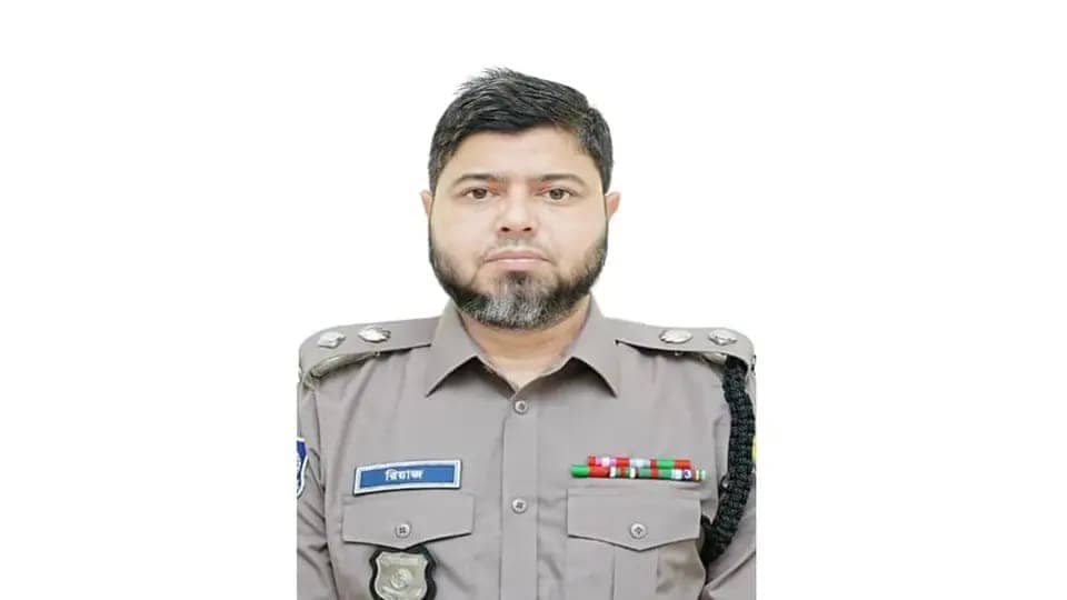 মৌলভীবাজারের নতুন পুলিশ সুপার হিসেবে যোগ দিলেন রিয়াজুল ইসলাম