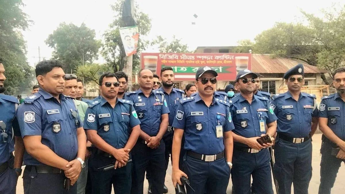 শ্রীমঙ্গলে পুলিশ সপ্তাহ ঘিরে থানা পুলিশের নিরাপত্তা মহড়া ও চেকপোস্ট অভিযান