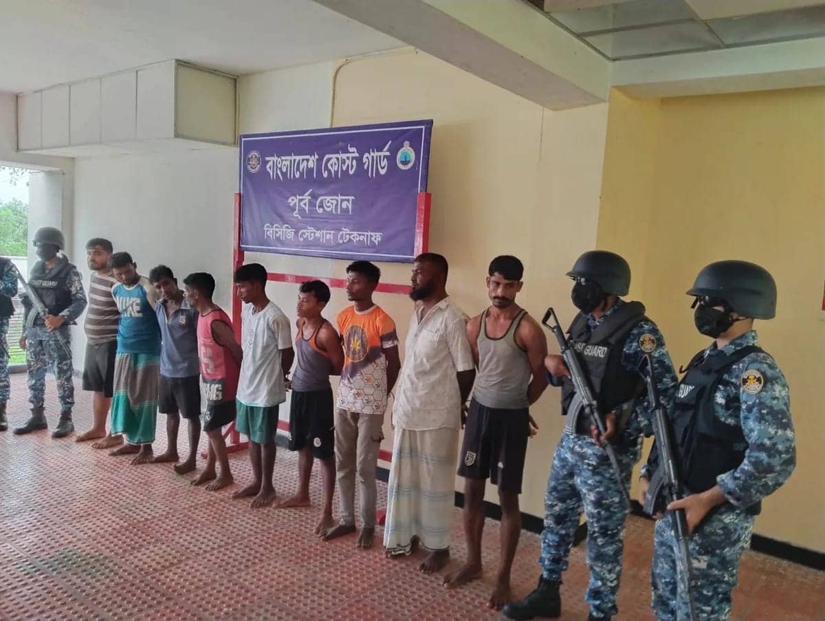 মালয়েশিয়াগামী বোট থেকে ৫০ ভুক্তভোগী উদ্ধার, ৯ পাচারকারী আটক