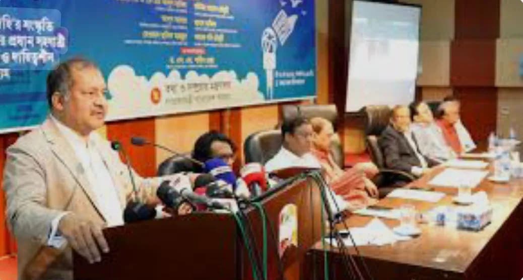 মুক্ত গণমাধ্যম দিবসে তথ্যমন্ত্রী: বিনা অপরাধে সাংবাদিক কারাগারে থাকুক আমরা চাই না