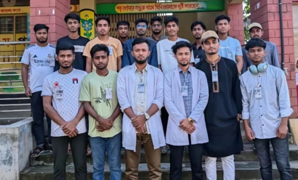 চাঁনপুরে স্পার্ক ইয়ুথ ফর চেঞ্জের বিনামূল্যে স্বাস্থ্যসেবা ক্যাম্প