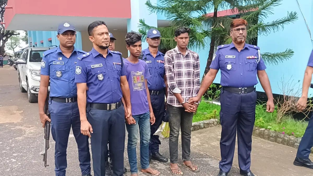 বরকলে গৃহবধূ হত্যা ও দস্যুতা মামলার রহস্য উদঘাটন, দুই আসামি গ্রেপ্তার: পুলিশ সুপার